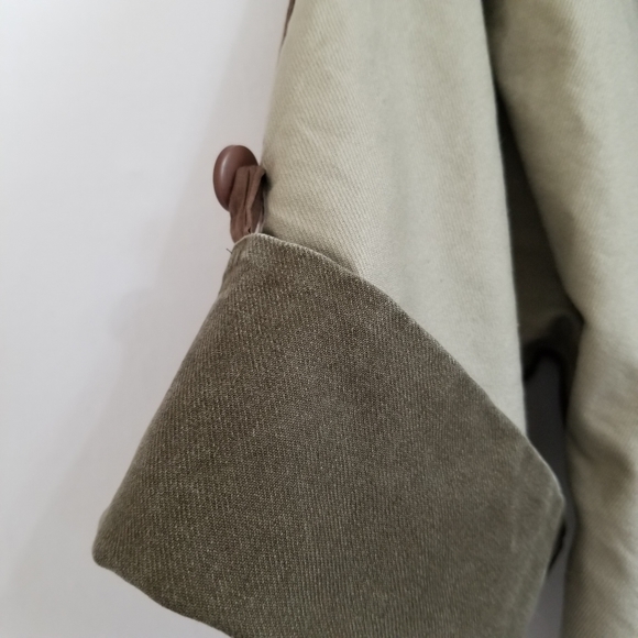 Awakening Reversible Olive Green Jacket Size Small - Picture 10 of 13